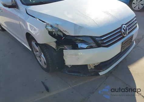 2013 Volkswagen Passat 2.5L Se from USA, damaged, VIN 1VWBP7A35DC069970